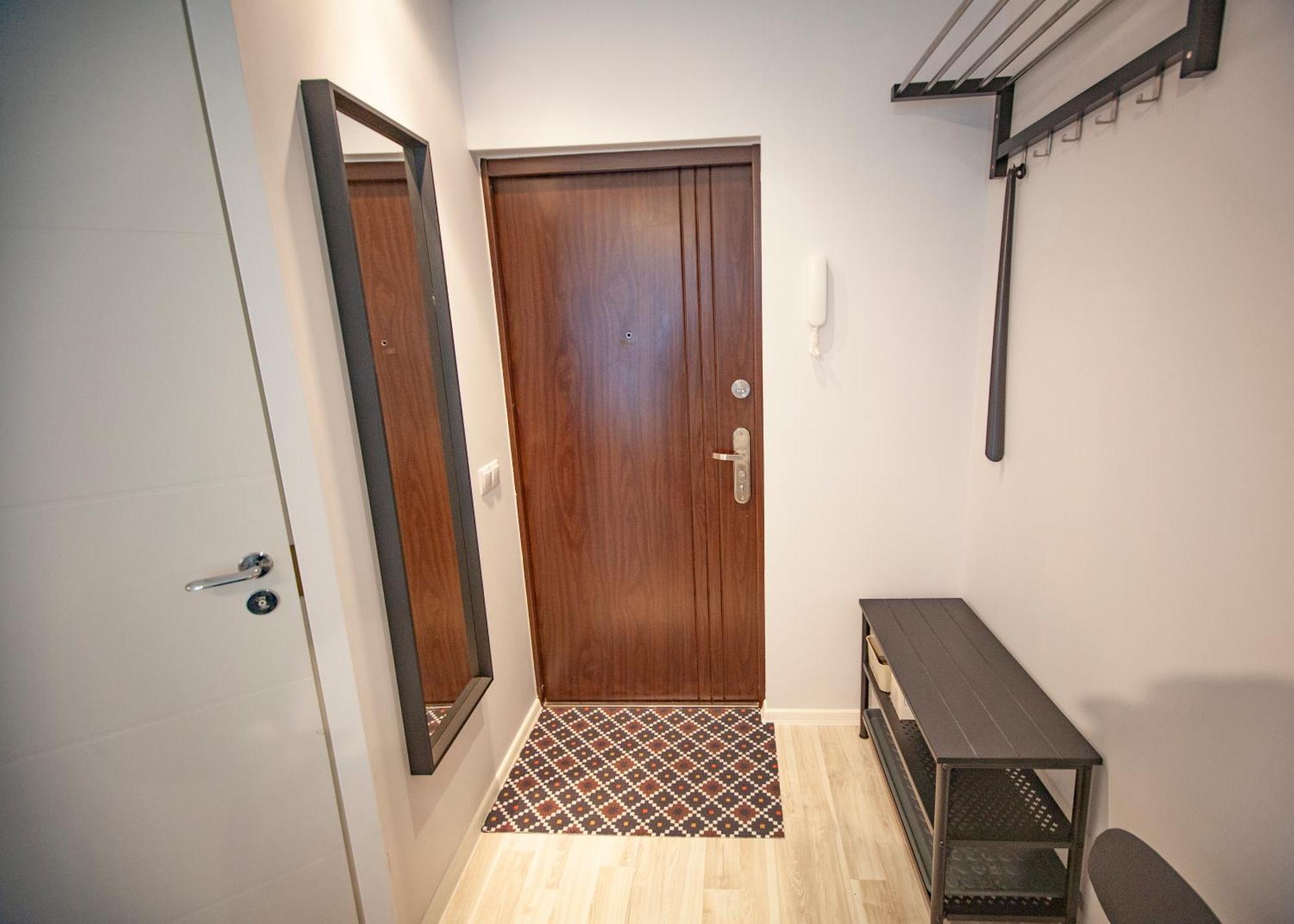 Apartment Cozy Small In A Heart Of Kunderi Street